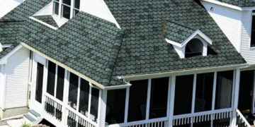 битумная черепица идеально подходит для кровель сложной формы