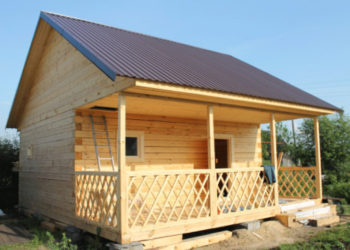 Баня с террасой: выбираем проект и материал для строительства