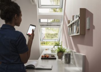 Интеллектуальная система управления окнами, ставнями и навесами