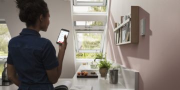 Интеллектуальная система управления окнами, ставнями и навесами