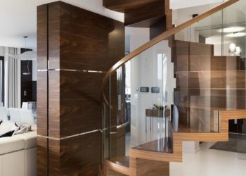 Лестница для интерьеров в стиле минимализм