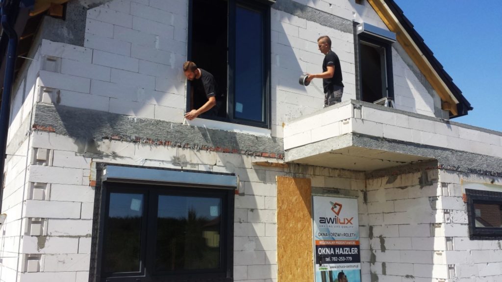 Преимущества установки теплых окон