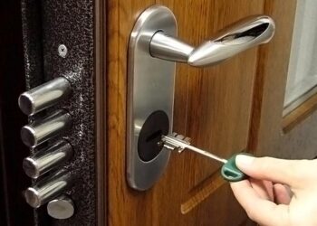 Что такое замок?