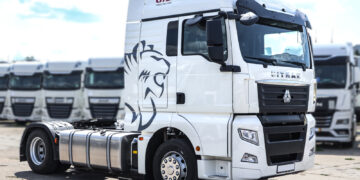 Тягач Sitrak 4×2 МКПП: Идеальный Партнер для Вашего Бизнес